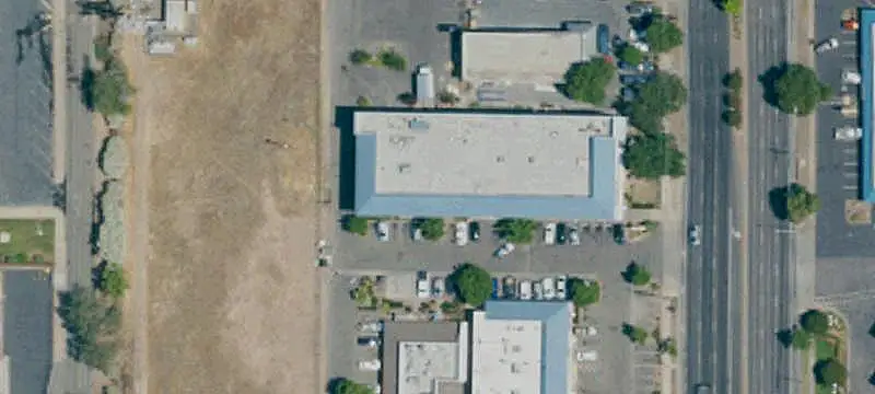 Auto Shop with Two Buildings