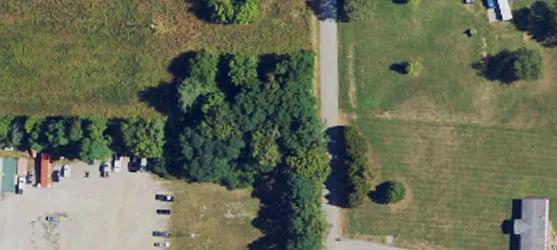 Railroad-Adjacent Industrial Land