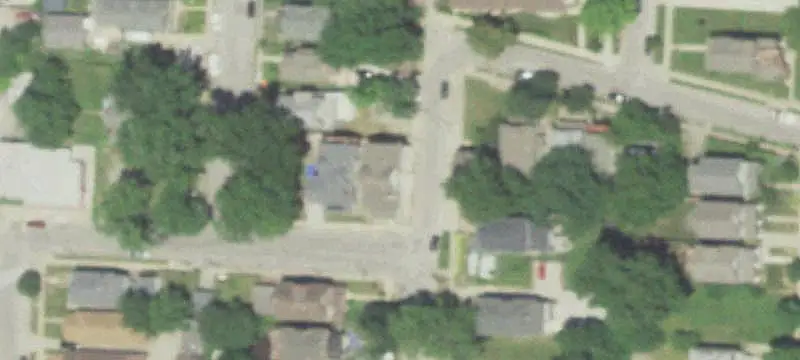 Furnished Triplex with Basement