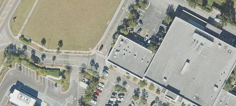 Two-Space Retail Property
