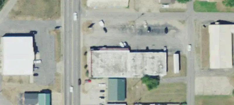 Multi-Tenant Mixed-Use Building