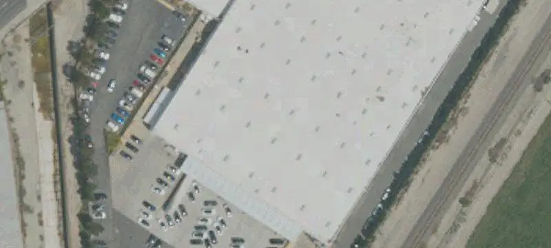 Cross-Dock Distribution Center