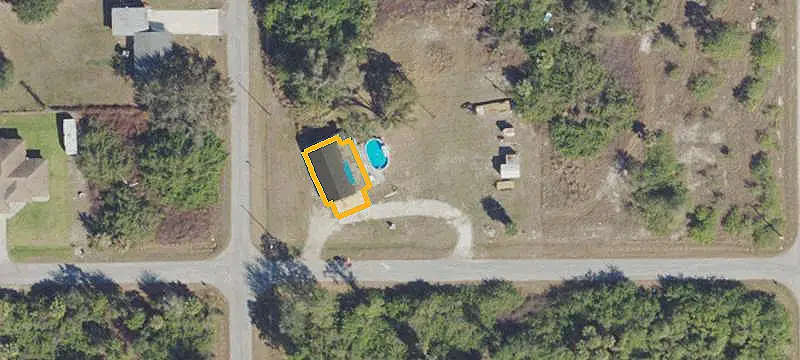New 6-Bedroom Duplex