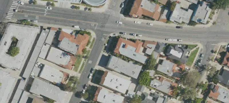 Eight-Unit Apartment Building