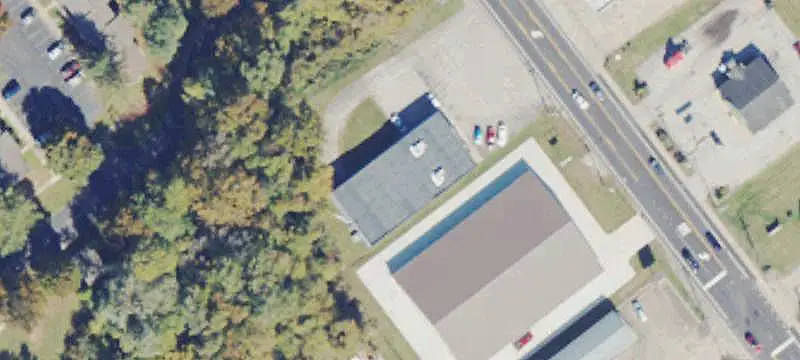 Open-Concept Storefront Building