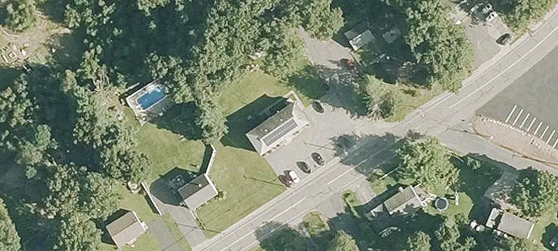 6-Unit Apartment Building with Solar