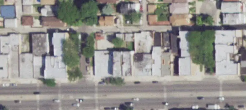 Mixed-Use Building with Vacant Apartments