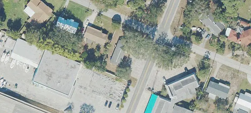 Single-Tenant Office Building