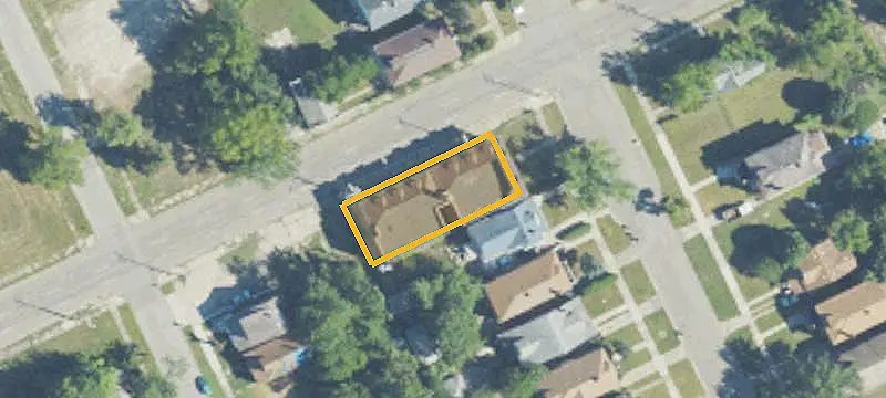 18-Unit Apartment Building