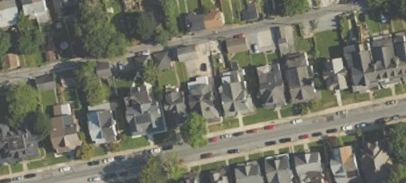 Eight-Unit Apartment Building