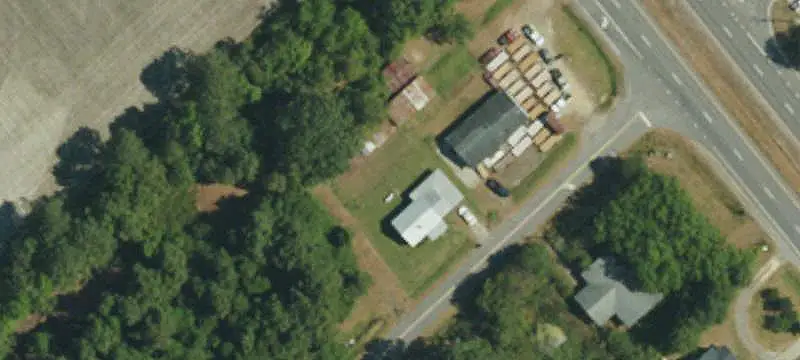 Community Shopping-Zoned Land