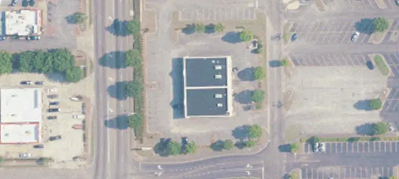 Fully Leased Shopping Center