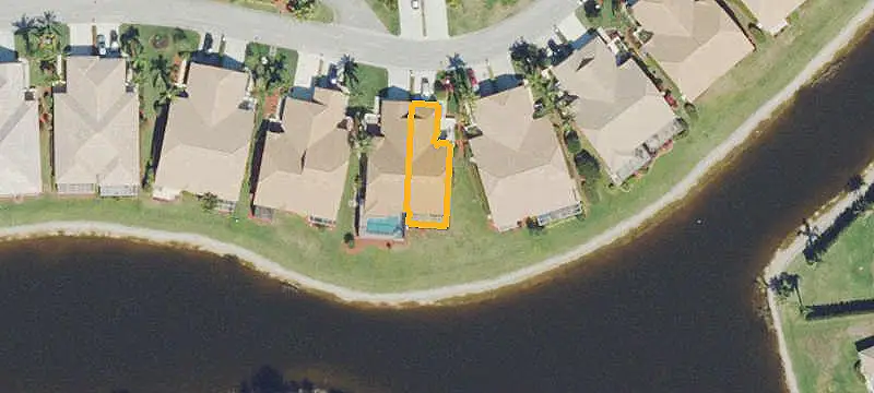 Lake-View Residential Income Property