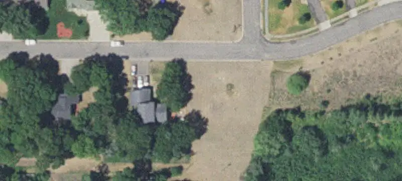 Commercial Land