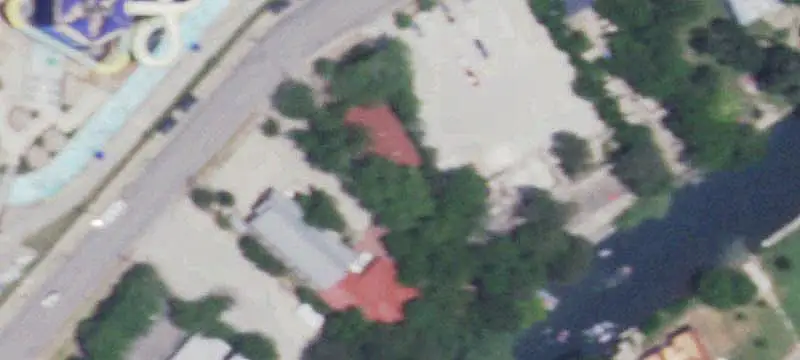 Retail Space Near Schlitterbahn