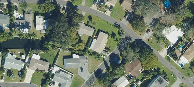 Lakefront Mixed-Use Property