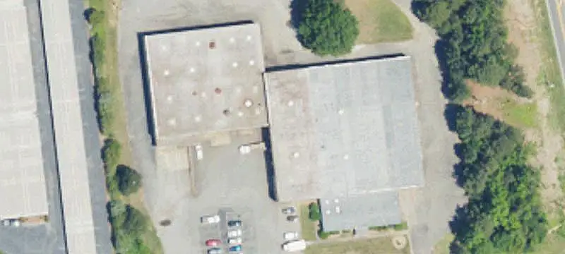 Manufacturing Facility with Absolute NNN Lease