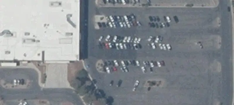 Shopping Center With Entertainment Anchor