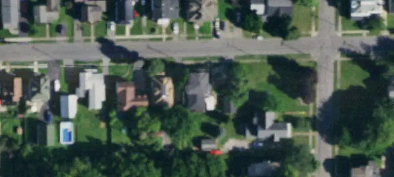 Duplex with All-Season Room