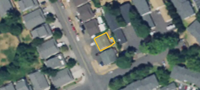 Duplex With Fenced Yards