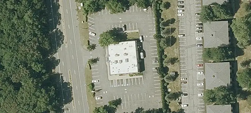 Conventional Restaurant Building
