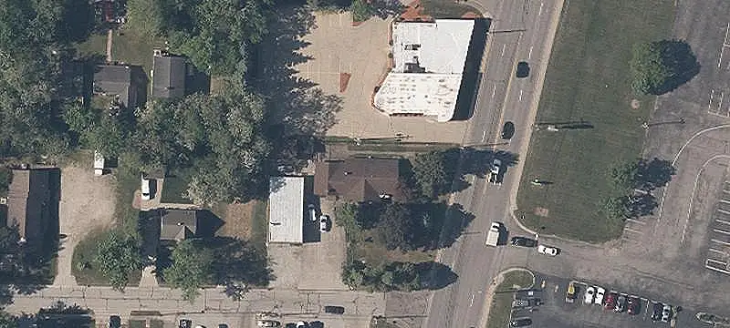 Mixed-Use Property with Workshop