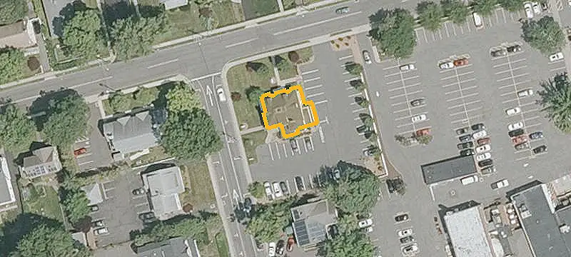 Maintained Office Building with Basement