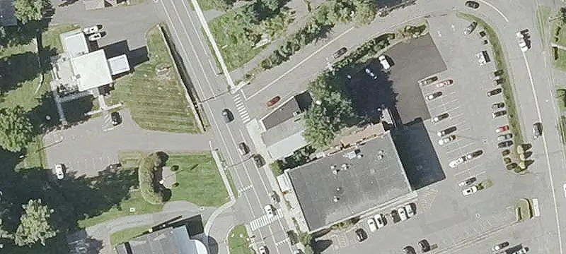 Open-Plan Storefront Property