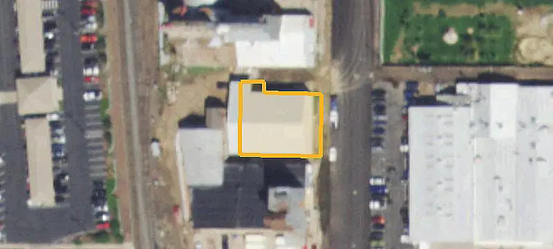 Flex Space with Truck Well