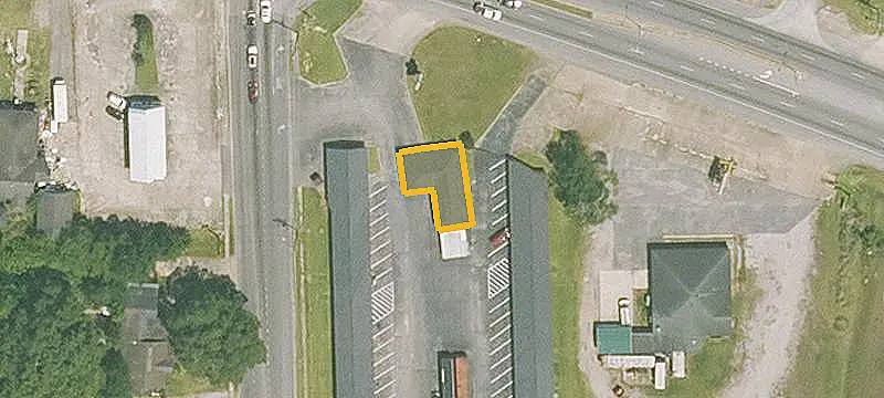 Hard-Corner Commercial Land