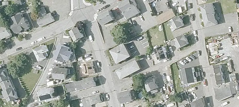 6-Unit Brick Apartment Building