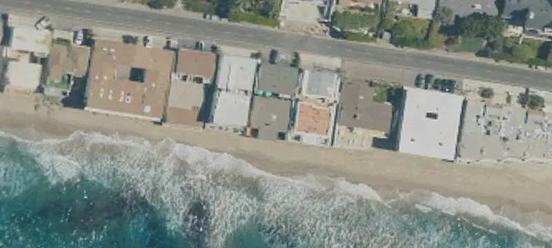 Beachfront 4-Unit Quadplex