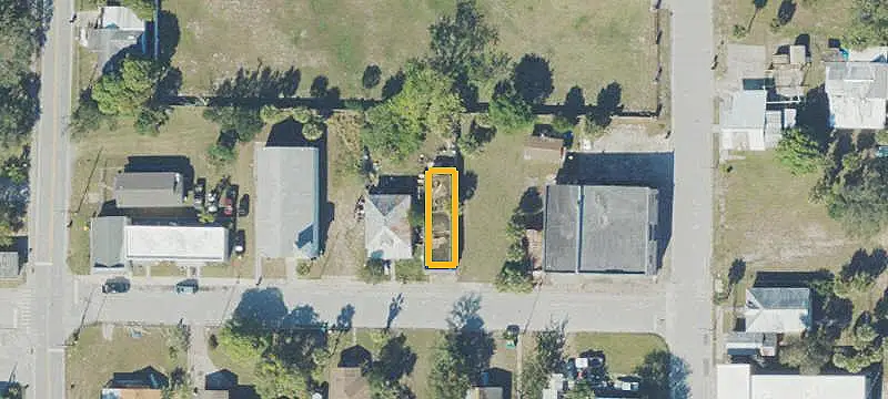 Open-Plan Retail Space