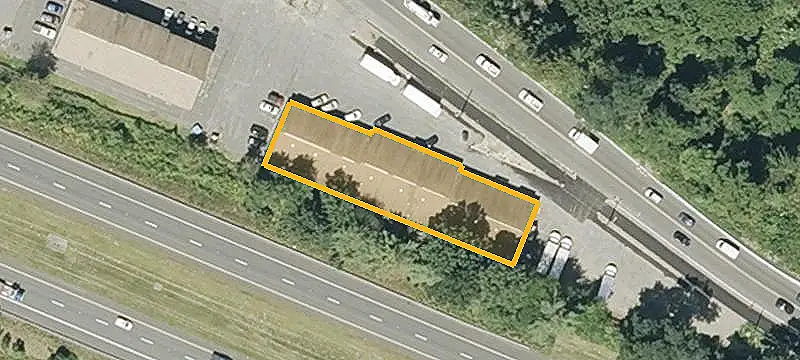 Storefront Space with Two Restrooms