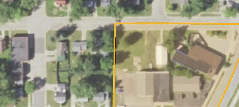 Commercial Land with Municipal Utilities