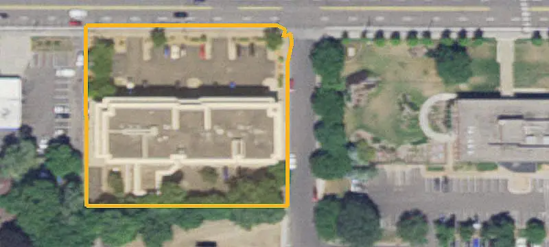 Multi-Tenant Strip Mall