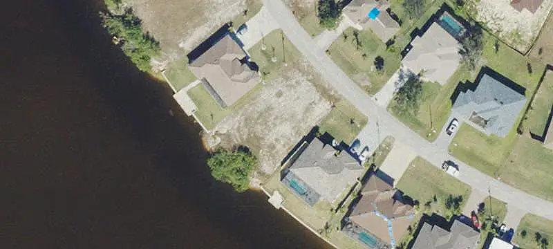 342 NE 25th Ter, Cape Coral, FL 33909