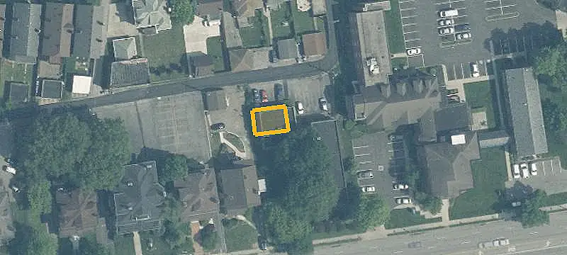6-Unit Townhome Apartment Building