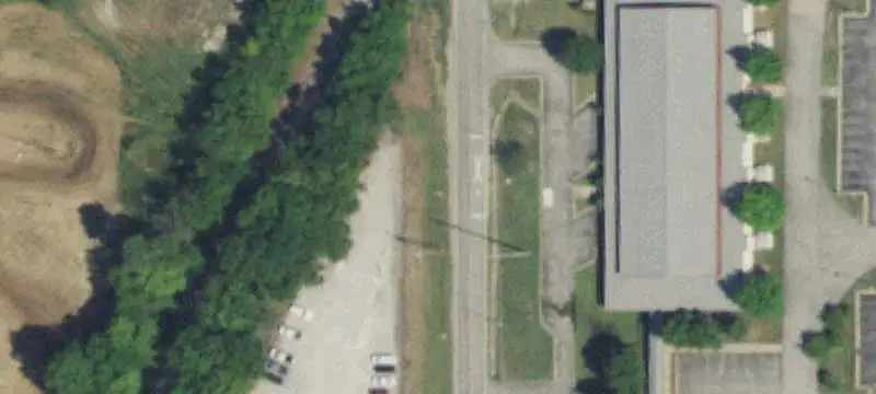 Dual-Access Commercial Land