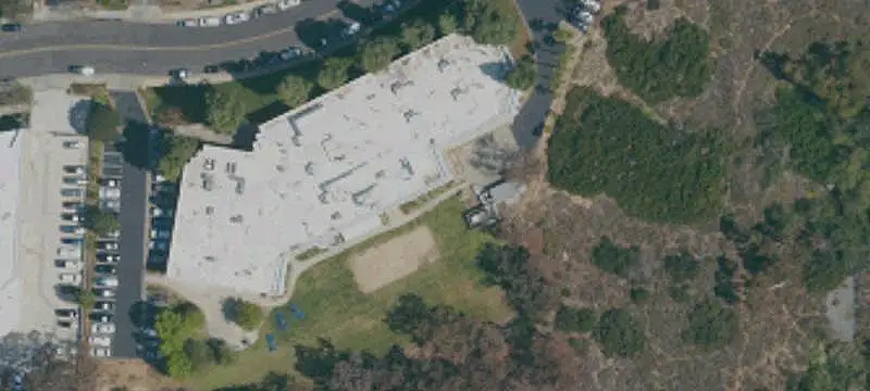 Freestanding Mixed-Use Lab Building