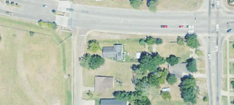 Three-Building Auto Shop Property
