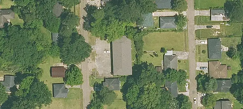 12-Unit Apartment Building