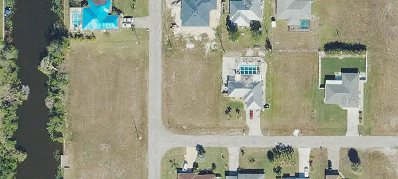 Lots/Land