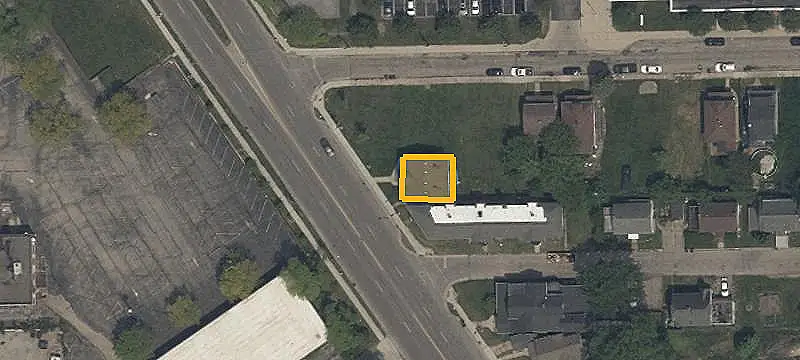 Four-Unit Quadplex with Additional Lot