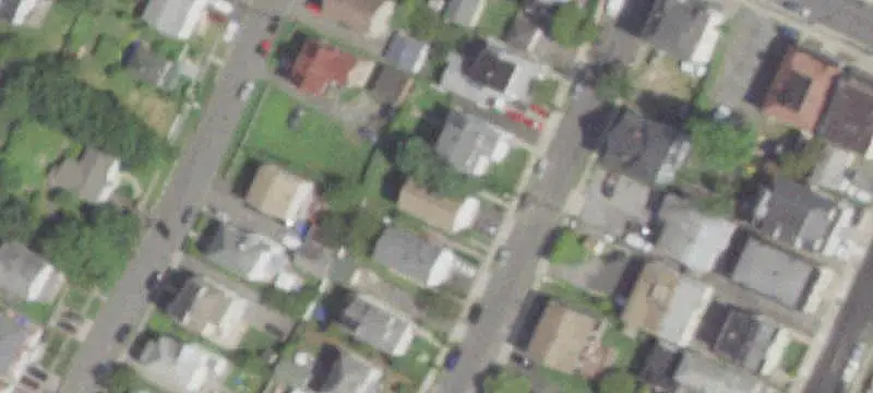 Duplex with Level Yard