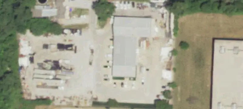 Gated Flex Space with Yard
