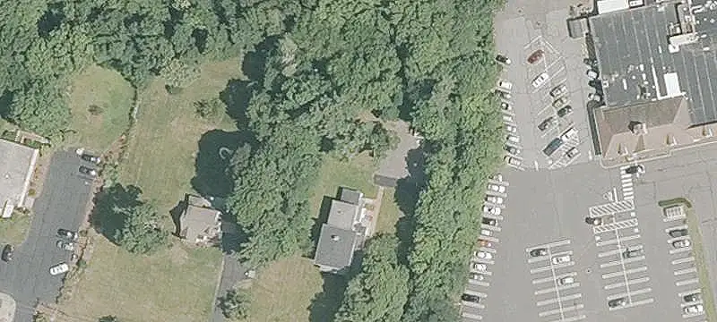 Mixed-Use Property with Apartment