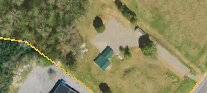Level Commercial Land