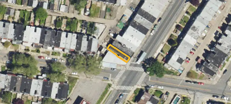 Two-Story Grocery and Convenience Property