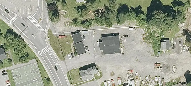 Warehouse with Overhead Doors